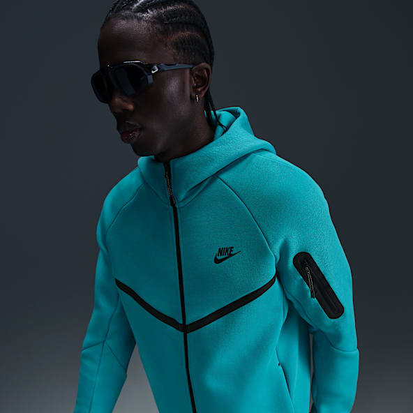 Tech Fleece Hoodies & Sweatshirts. Nike CA